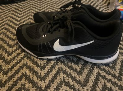 nike trainers