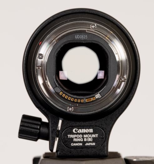Canon EF 180mm F/3.5 L USM Macro Lens