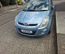 Car hyundai 120