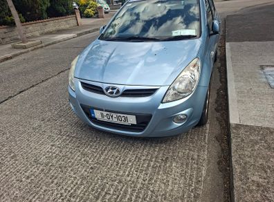 Car hyundai 120