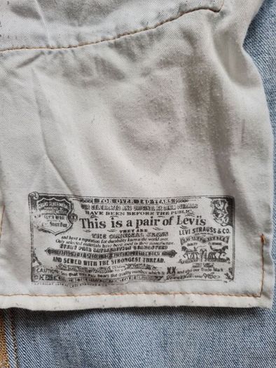 levis 501 Size 38/28 button fly have been shortened from 32" leg In excellent condition