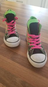 Girls Converse