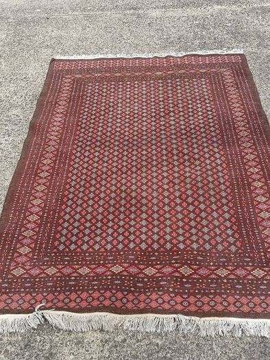 Stunning Hand Woven Pakistani Wool Rug(200 KPSI)
