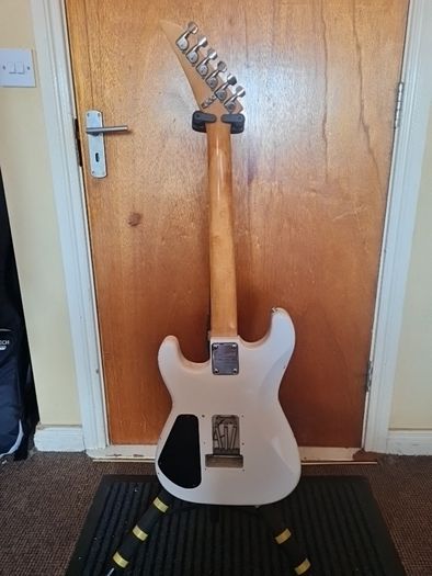 Charvel Charvette Mij Olympic white!