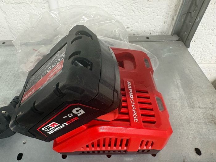 Milwaukee Rapid charge 5ah battery New