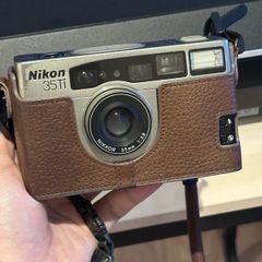 Nikon 35Ti film camera
