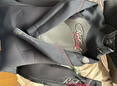 Rip Curl wetsuit size 10