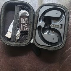 Airbuds box