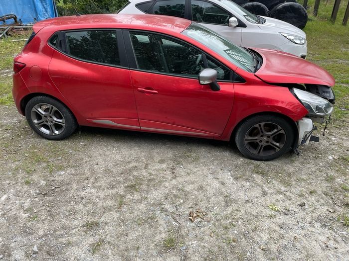 2016 Renault Clio Breaking For Parts