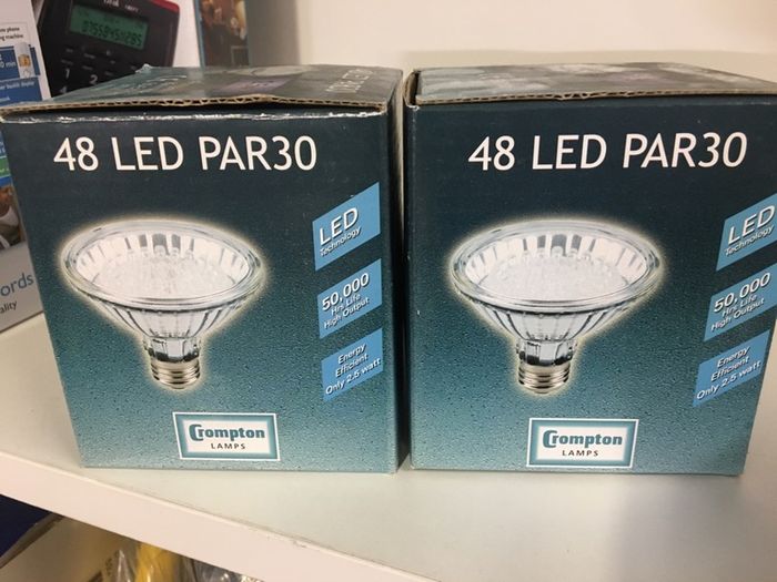 Recessed Display Lights with Par 30 LED Bulbs