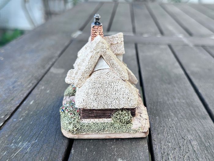 Lilliput Lane Clare Cottage