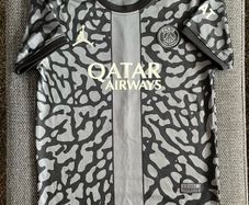 Kids PSG Foitball Kit