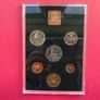 Decimal Coinage Of Great Britain And Northern  Ireland  Proof Set 1971 Image 3