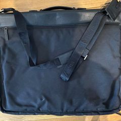 Suit bag