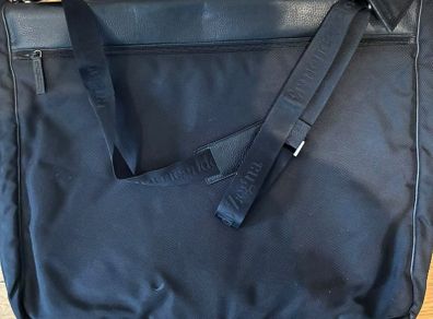 Suit bag