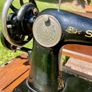 Singer Sewing Machine 1925 Image 6