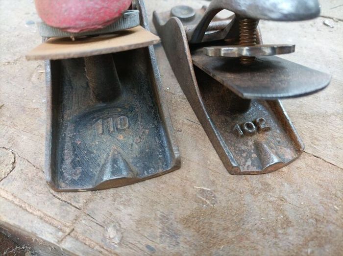 pair of antique box planes
