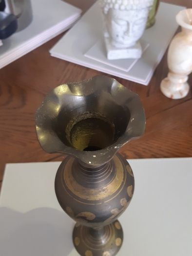 Ex film prop, vase metal