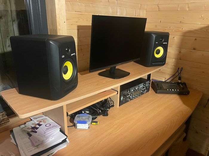 KRK Rokit 6