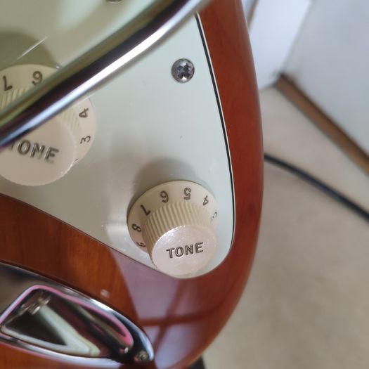 USA Fender Guitar , Stratocaster American Preformer Series