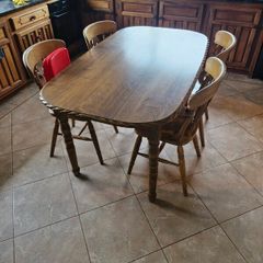 Table 4 chairs