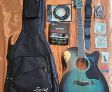 Guitar. Like New Richwood RA-12-CEBS Guitar +  Full Starter Bundle