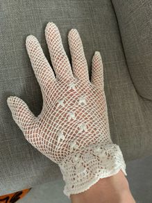 Crochet gloves