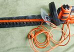 BLACK+DECKER 18-Inch Electric Hedge Trimmer