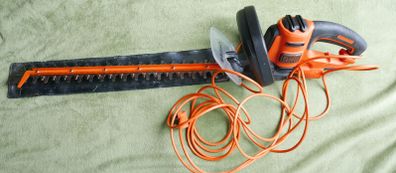BLACK+DECKER 18-Inch Electric Hedge Trimmer