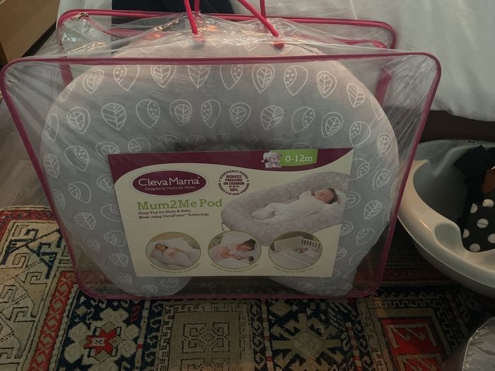 Baby pod, baby bath from Elegance and pregnancy pillow
