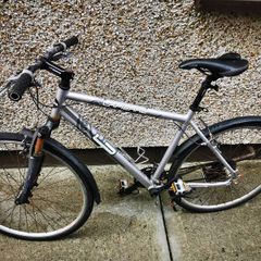 La Pierre hybrid bike