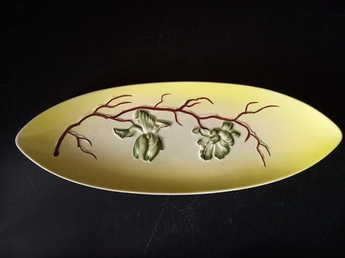 Carlton Ware ' Magnolia ' Long Boat Plate