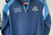 Like New: Dublin half Zip Top (Age 9-10)