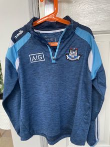 Like New: Dublin half Zip Top (Age 9-10)