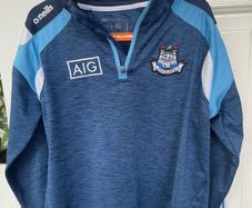 Like New: Dublin half Zip Top (Age 9-10)