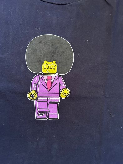 t shirt size large