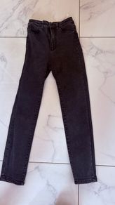 Jeans size uk 4/6