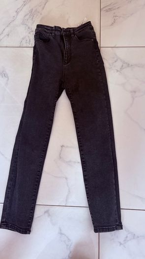 Jeans size uk 4/6