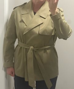 Ladies Trench Coat Short