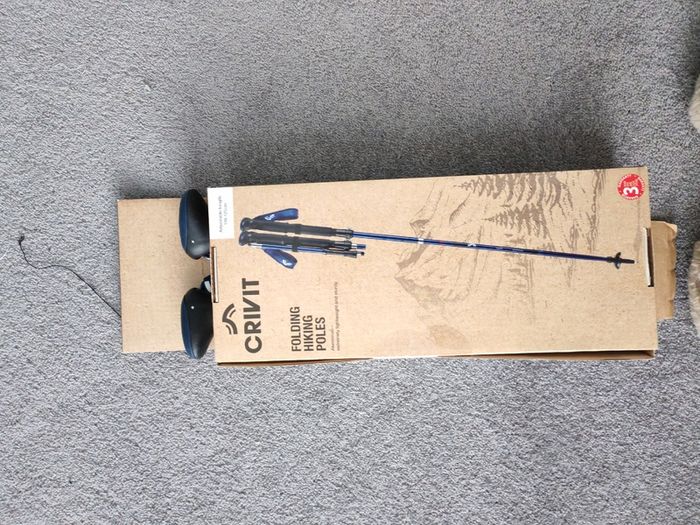Foldable walking poles never opened