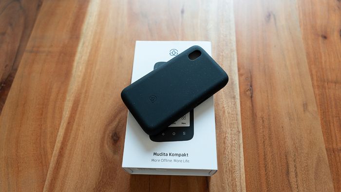 Mudita Kompakt - Minimalist E-ink Phone