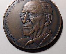 Dr Valera medal
