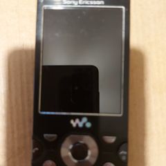 Sony Ericcsson Slider Phone, Model W995, 3 network, in excellent cosmetic condition, with chargeing cable