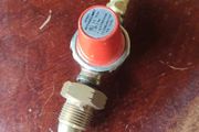 Propane gas regulator