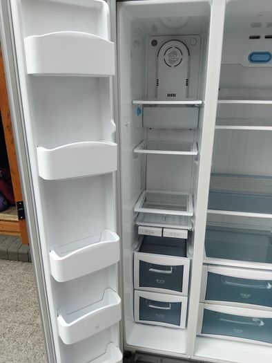daewoo fridge freezer