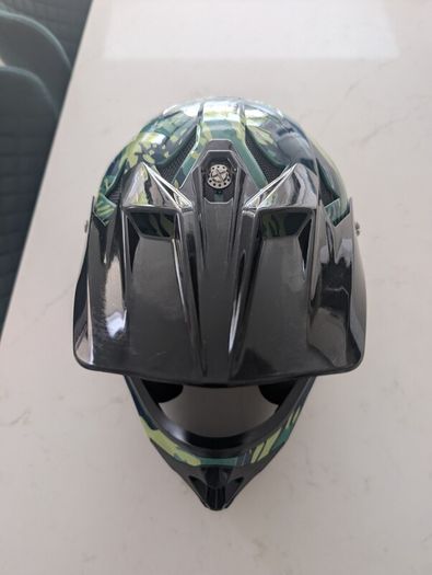 Nearly New Youths MTB full face helmet