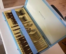 Newbridge Silverware 24 pc Steak Set