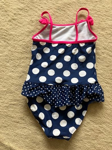 Gorgeous polka dot girls swimsuit
