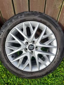 Genuine VAG Seat 16" Alloys. 5x100 Fitment Great Tyres