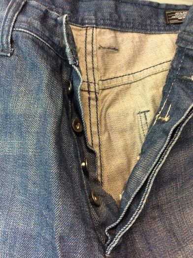 Brand New. Jack And Jones Mens Jeans. Waist 36 Inches. Inside Leg 30 Inches. Retail At 50euro. Selling 30 Euro. Collect In Dublin Or Receive Via Post.